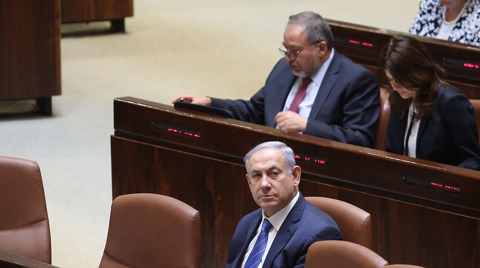 Netanyahu and Lieberman (Photo: Gil Yohanan)