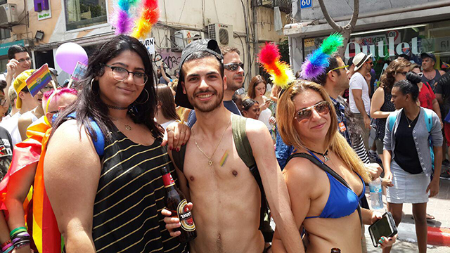 Pride Parade makes its way through Tel Aviv (Photo: Asaf Zagrizak)