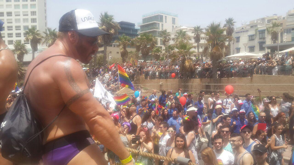 В Тель-Авиве прошел масштабный гей-парад: как это было (фото, видео)