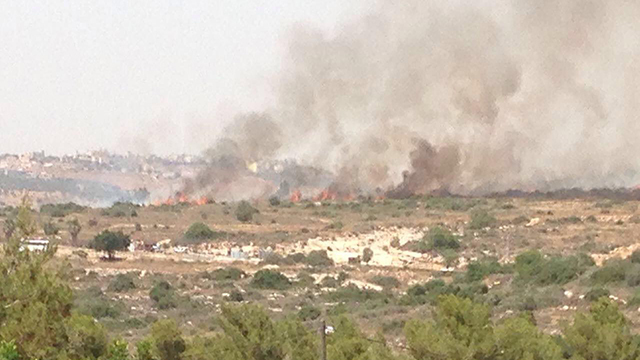 Fire outside of Karnei Shomron (Photo: Judea and Samaria Firefighters)
