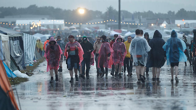 הגיעו למרות מזג האוויר (צילום: AFP) (צילום: AFP)