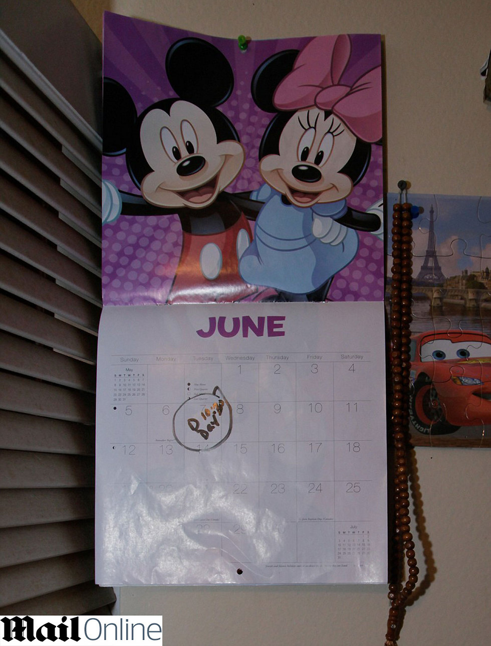 לוח השנה, עם הסימון ב-7 ביוני (צילום: דיילי מייל) (צילום: דיילי מייל)