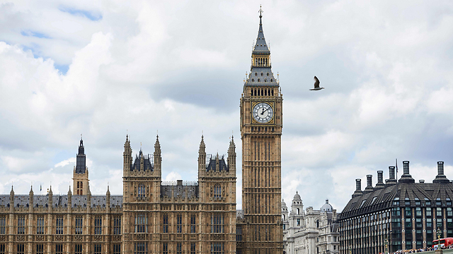 The Big Ben clock tower in London (Photo: AFP)