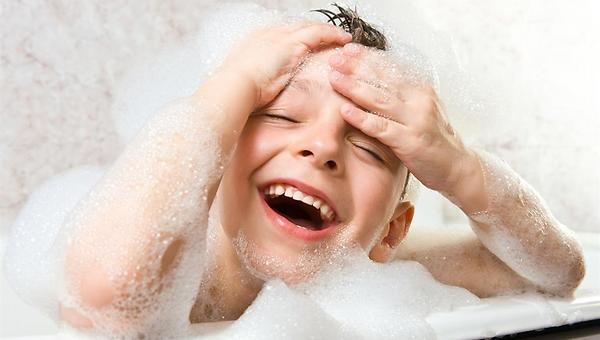מסכמים עם הילדים את השעה הקבועה ללכת להתקלח (shutterstock) (shutterstock)