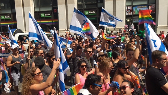 נוכחות ישראלית מרשימה במצעד הגאווה בניו יורק, בשנה שעברה (צילום: באדיבות הקונסוליה הישראלית בניו יורק) (צילום: באדיבות הקונסוליה הישראלית בניו יורק)