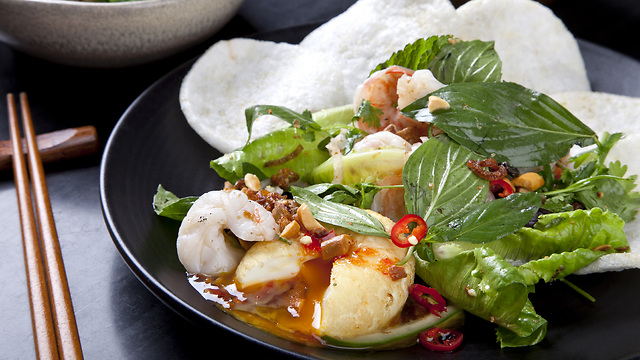 Shrimp salad (Photo: Tamuz Rahman)