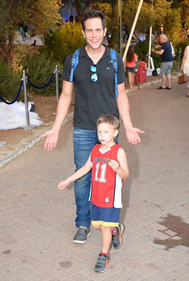 איפה נעלמת לנו? דני דויטש והבן (צילום: אביב חופי) איפה נעלמת לנו? דני דויטש והבן (צילום: אביב חופי)