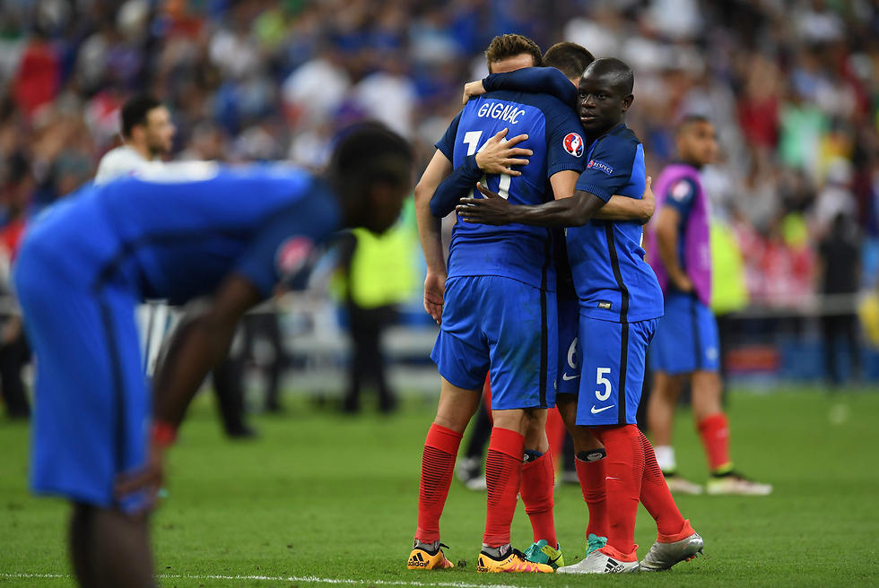אולי בעוד 4 שנים? נבחרת צרפת (צילום: AFP) (צילום: AFP)