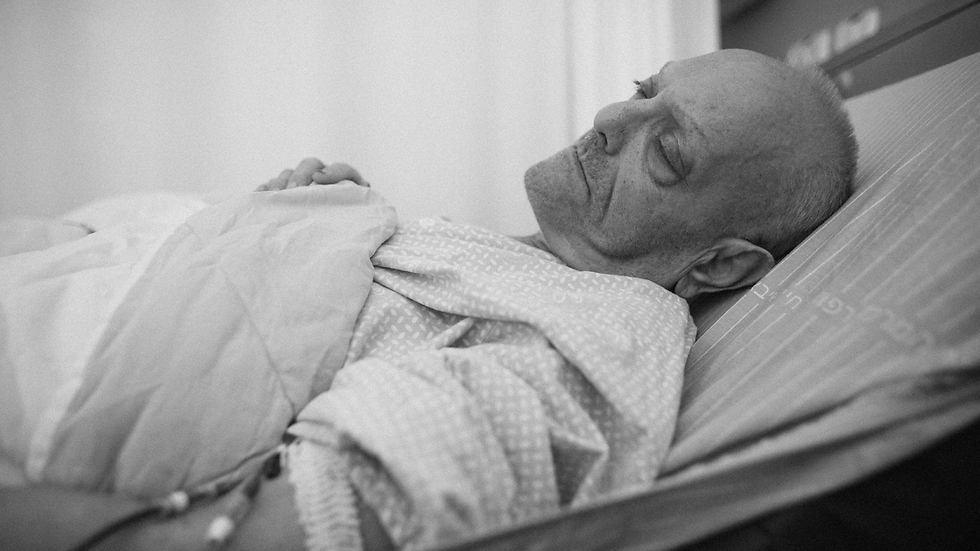 וינדר בבית החולים לפני מותו (צילום: אילן ספירא) (צילום: אילן ספירא)