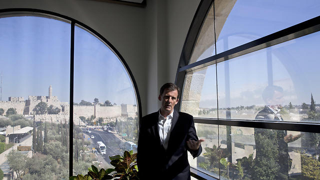 Dave Harden speaking in his Jerusalem office (Photo: AP)