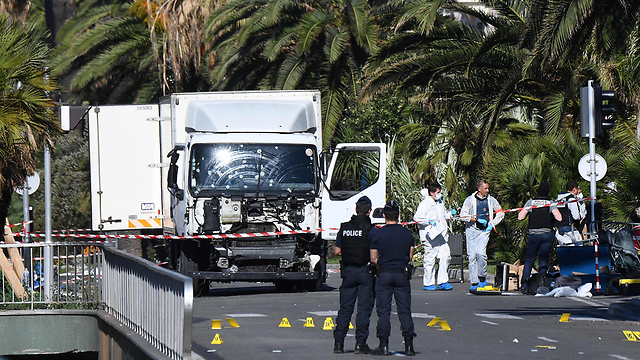 Scene of terror attack in Nice (Photo: AFP) (Photo: AFP)