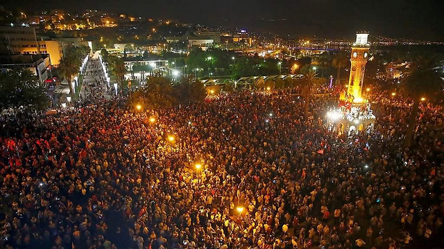 הפגנות תמיכה בארדואן, לאחר כישלון ההפיכה ()