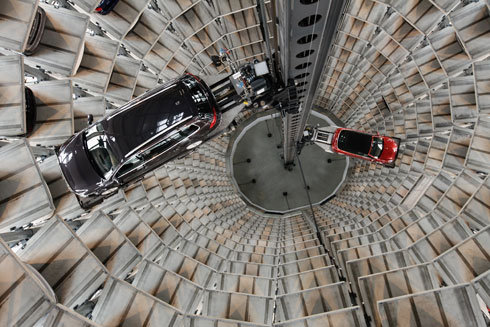 ואיך נראה מגדל החניה העצום של פולקסוואגן בגרמניה? לחצו על התצלום (צילום: Gettyimages)