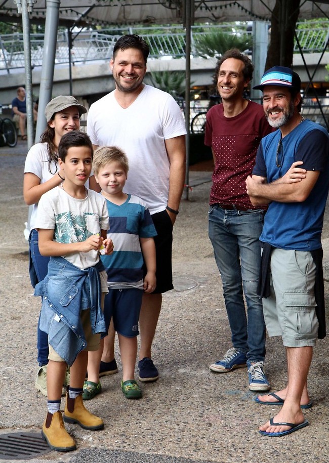 ערב טוב גם לכם גברברים. אוהד קנולר, זוהר שטראוס ועמי סומלרצ'יק (צילום: אמיר מאירי) ערב טוב גם לכם גברברים. אוהד קנולר, זוהר שטראוס ועמי סומלרצ'יק (צילום: אמיר מאירי)