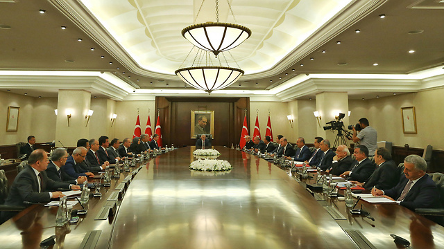 ישיבת הממשלה הטורקית היום (צילום: AFP) (צילום: AFP)