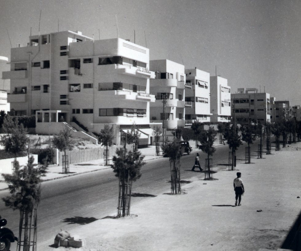 רחוב תל אביבי בשנת 1936 (צילום: Gettyimages) (צילום: Gettyimages)