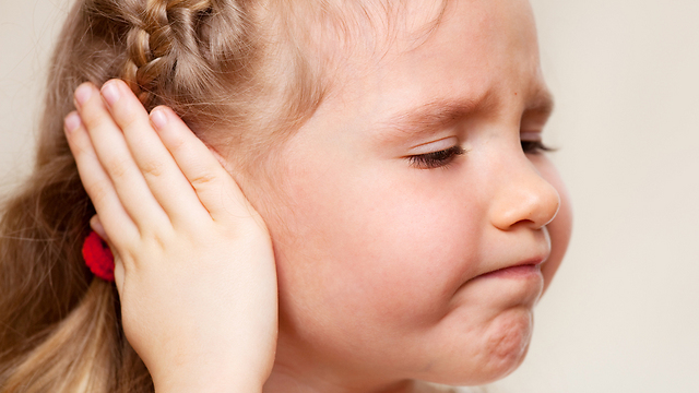 דלקת אוזניים. אחת המחלות הנפוצות בילדים (צילום: shutterstock) (צילום: shutterstock)