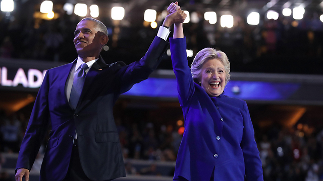 Obama and Clinton at the Democratic National Convention (Photo: AFP)