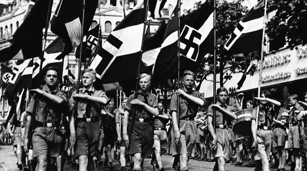 וולף ביקר את התעמולה הנאצית (צילום: AP) (צילום: AP)