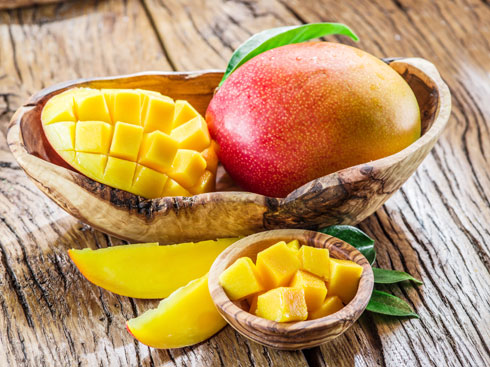 פירות כתומים. להפחתת רמות הכולסטרול (צילום: Shutterstock)
