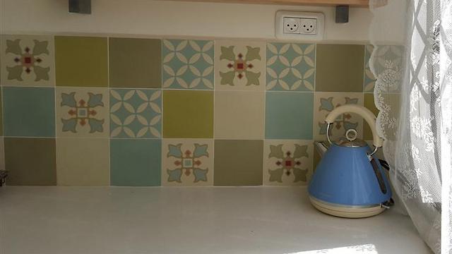 צילום: ענבל אבירם, באדיבות ענבל ריצוף מצויר