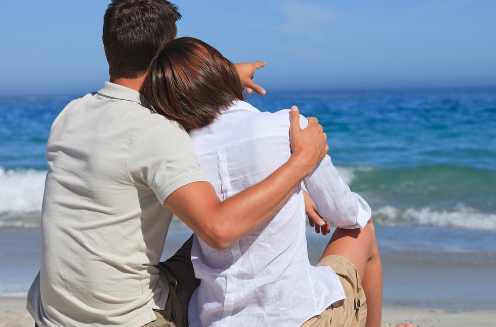 מחקרים הוכיחו שאנשים נשואים מרגישים שיש להם גב ותמיכה אישית (צילום: Shutterstock) (צילום: Shutterstock)