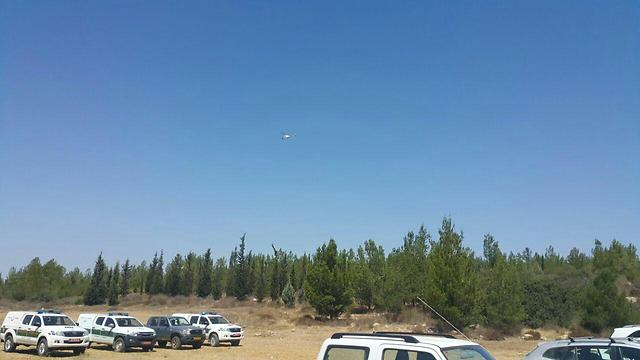 Helicopter searching (Photo: Israel Police)