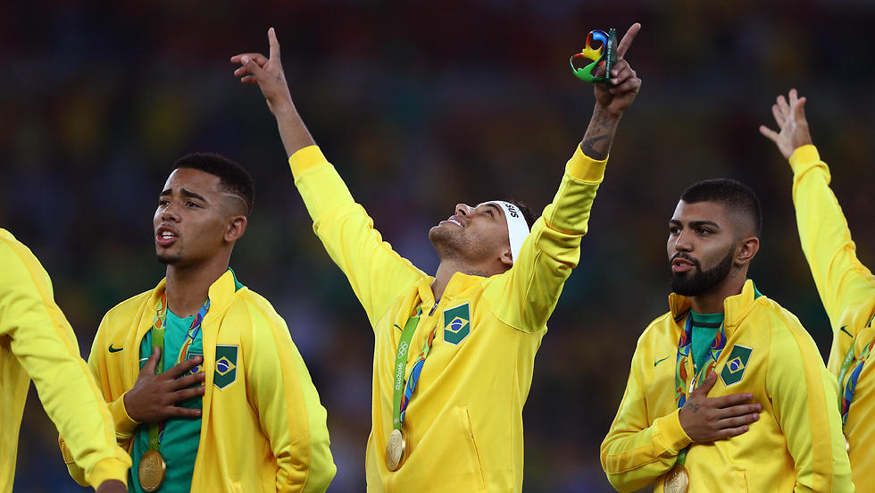 יש זהב! נבחרת ברזיל וניימאר (צילום: gettyimages) (צילום: gettyimages)