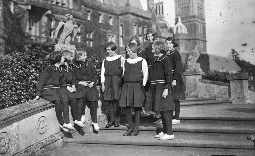 מדי בית ספר באנגליה, 1931 (צילום: Gettyimages)