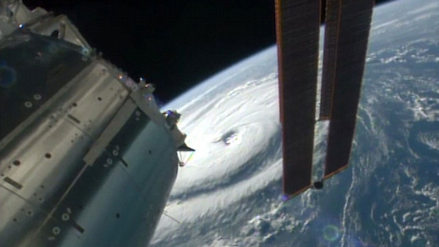 הוריקן גסטון. נוצר מעל האוקיינוס האטלנטי (צילום: NASA) (צילום: NASA)