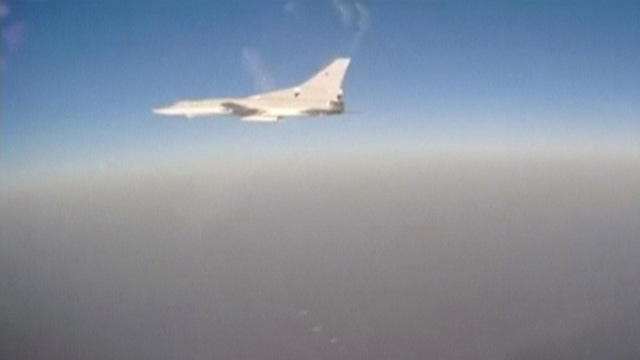 מטוס קרב רוסי בשמי סוריה (צילום: רויטרס) (צילום: רויטרס)