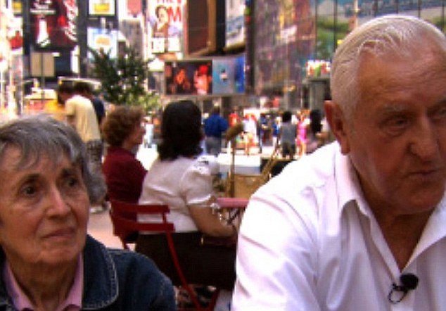 ג'ורג' וגרטה מתראיינים ל-CBS בטיימס סקוור ב-2012