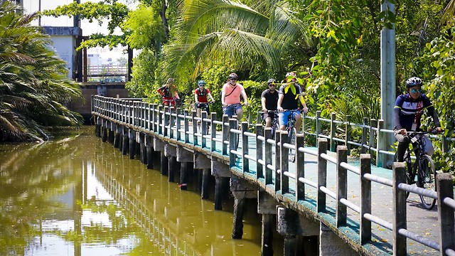טיול אופניים בג'ונגל בבנגקוק (צילום: גיא יחיאלי) (צילום: גיא יחיאלי)