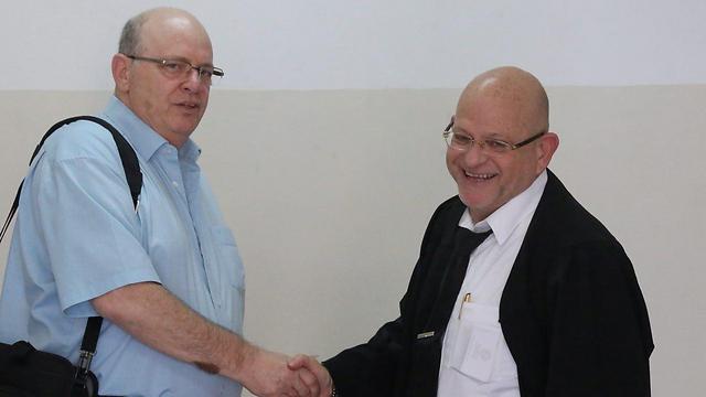 L to R: Psychiatrist Issaschar Herman and Defense Attorney Ilan Katz (Photo:Motti Kimchi)