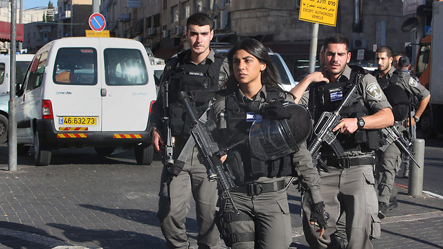לוחמי מג"ב בזירת הפיגוע בירושלים (צילום: AFP) (צילום: AFP)