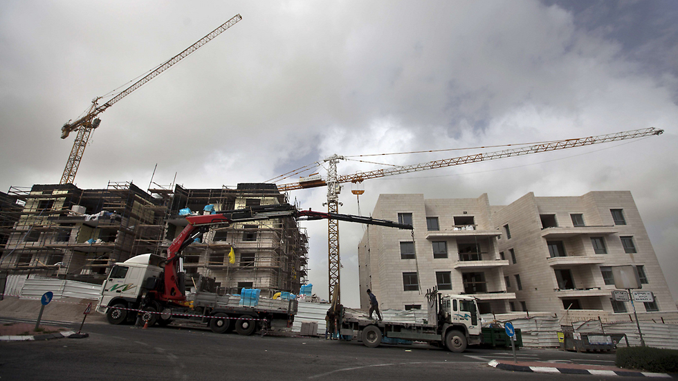 Construction in Gilo (Photo: AFP) (צילום: AFP)