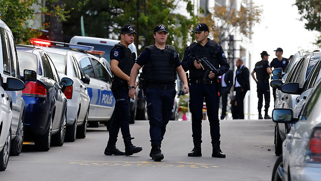 Turkish police at the Israeli Embassy in Ankara (Photo: Reuters)