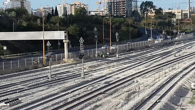 Train works in Tel Aviv (Photo: Itay Blumenthal)
