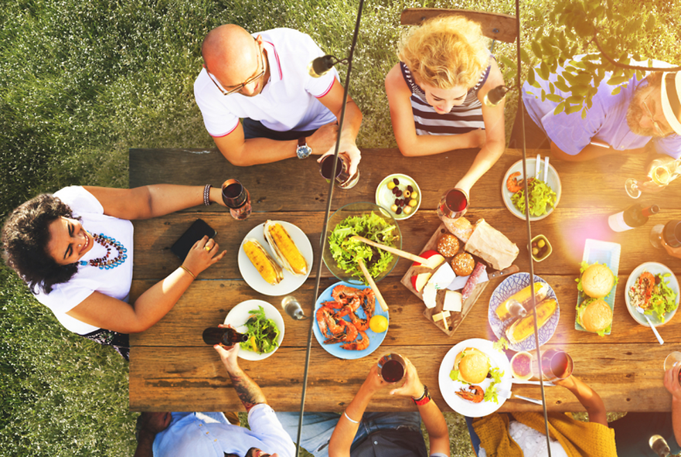 המשפחתולוגיה גם ככה מורכבת ורגישה, גם ללא הארוחות הללו (צילום: Shutterstock) (צילום: Shutterstock)