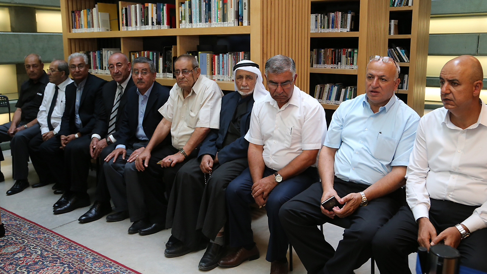 Israeli-Arab regional council heads at Shimon Peres's Shiva (Photo: Tzvika Tishler) (Photo: Tzvika Tishler)