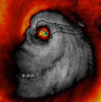 הוריקן מפלצתי. תמונת הלוויין של הסערה הפכה לוויראלית (צילום: מתוך טוויטר)