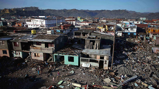 ההרס שגרמה הסופה בקובה, שם לא היו הרוגים (צילום: רויטרס) (צילום: רויטרס)