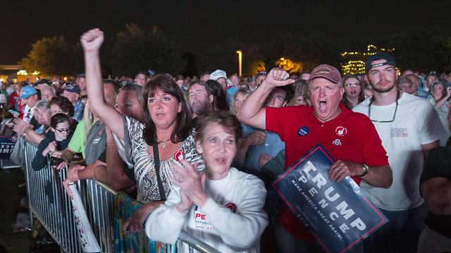 תומכיו של טראמפ בפלורידה (צילום: AFP) (צילום: AFP)