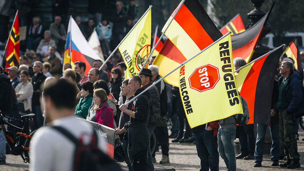 הפגנה נגד קליטת פליטים בגרמניה (צילום: AFP) (צילום: AFP)