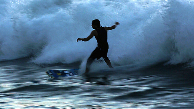 Surfing in Gaza (Photo: EPA)