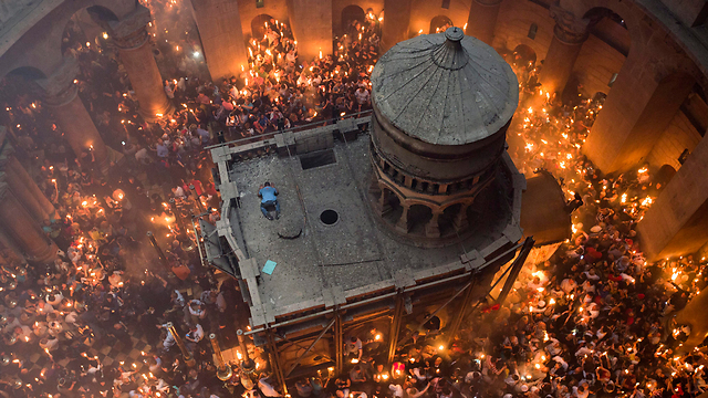 The Holy Fire Ceremony in the Church of the Holy Sepulcher (Photo: EPA)
