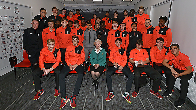 Renee Salt and the Liverpool Football Club junior squad (Photo: LFC)