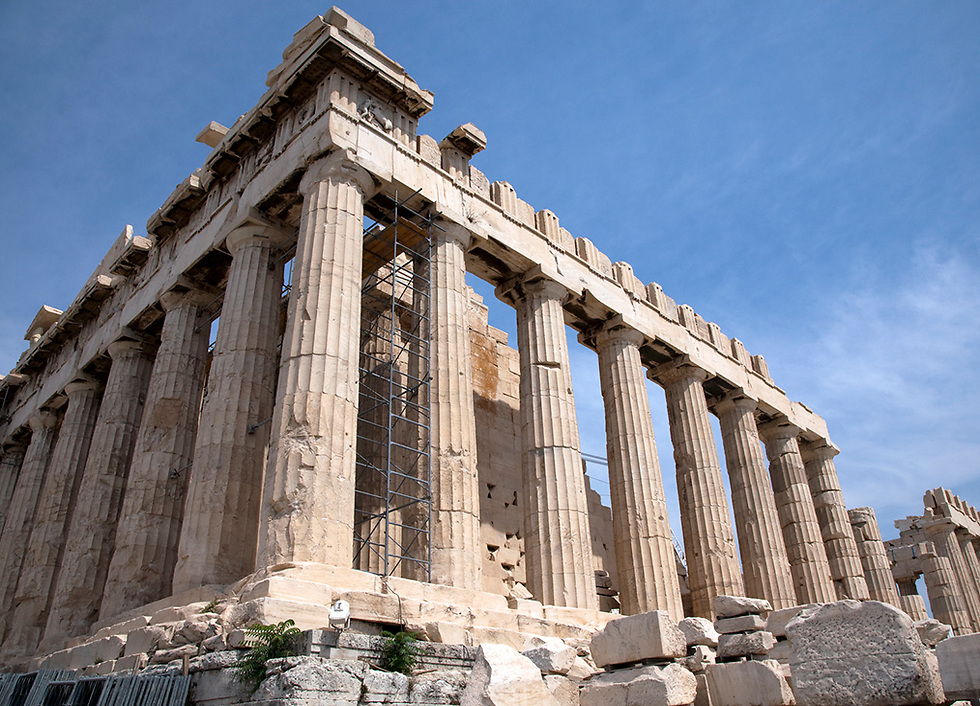 תחילתו של העולם המודרני בין עתיקות אתונה (צילום: DepositPhotos) (צילום: DepositPhotos)