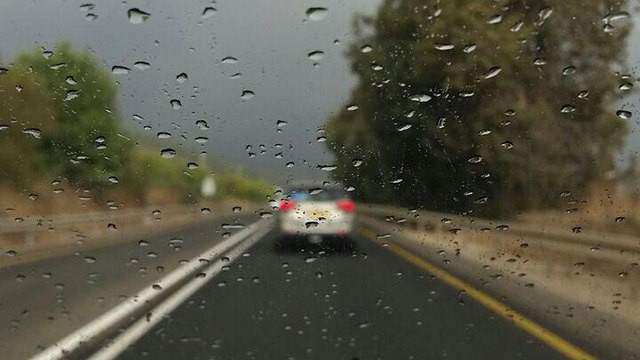 גשם באזור מגידו (צילום: ערן אוהל) (צילום: ערן אוהל)