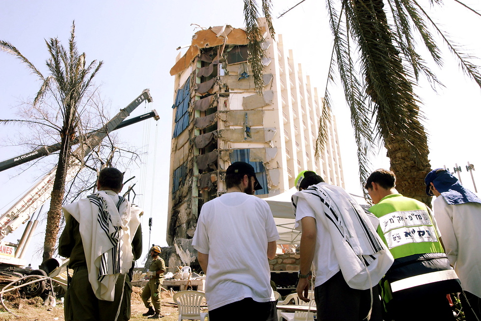 הפיגוע ב-2004 (צילום: אסף שילה - ישראל סאן, ידיעות אחרונות) (צילום: אסף שילה - ישראל סאן, ידיעות אחרונות)